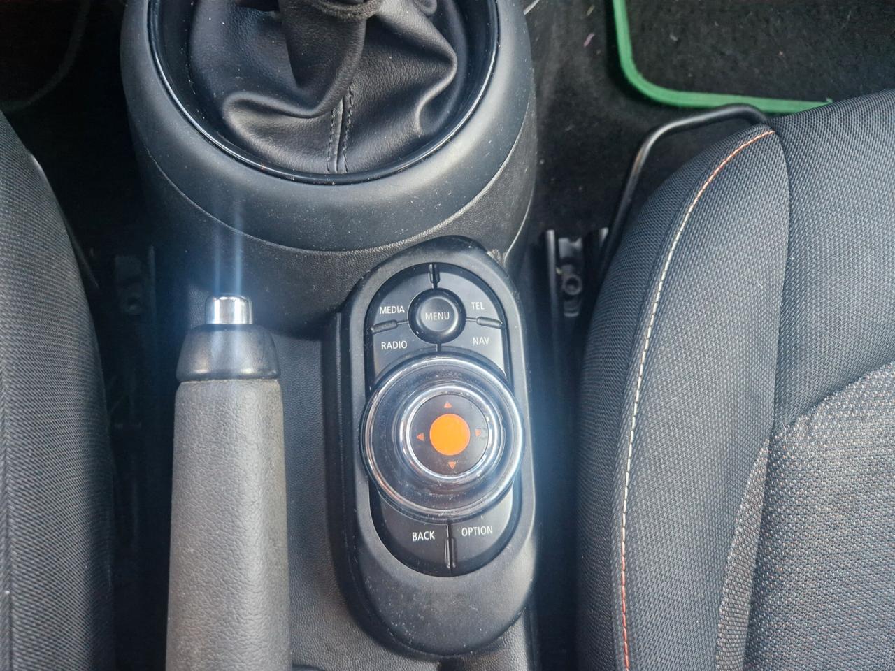 Mini One 1.2 100CV "138.500 km" Navi, Sensori, Fendi