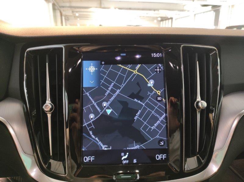 VOLVO V60 (2018-->) - V60 B4 (d) Geartronic Momentum Business Pro