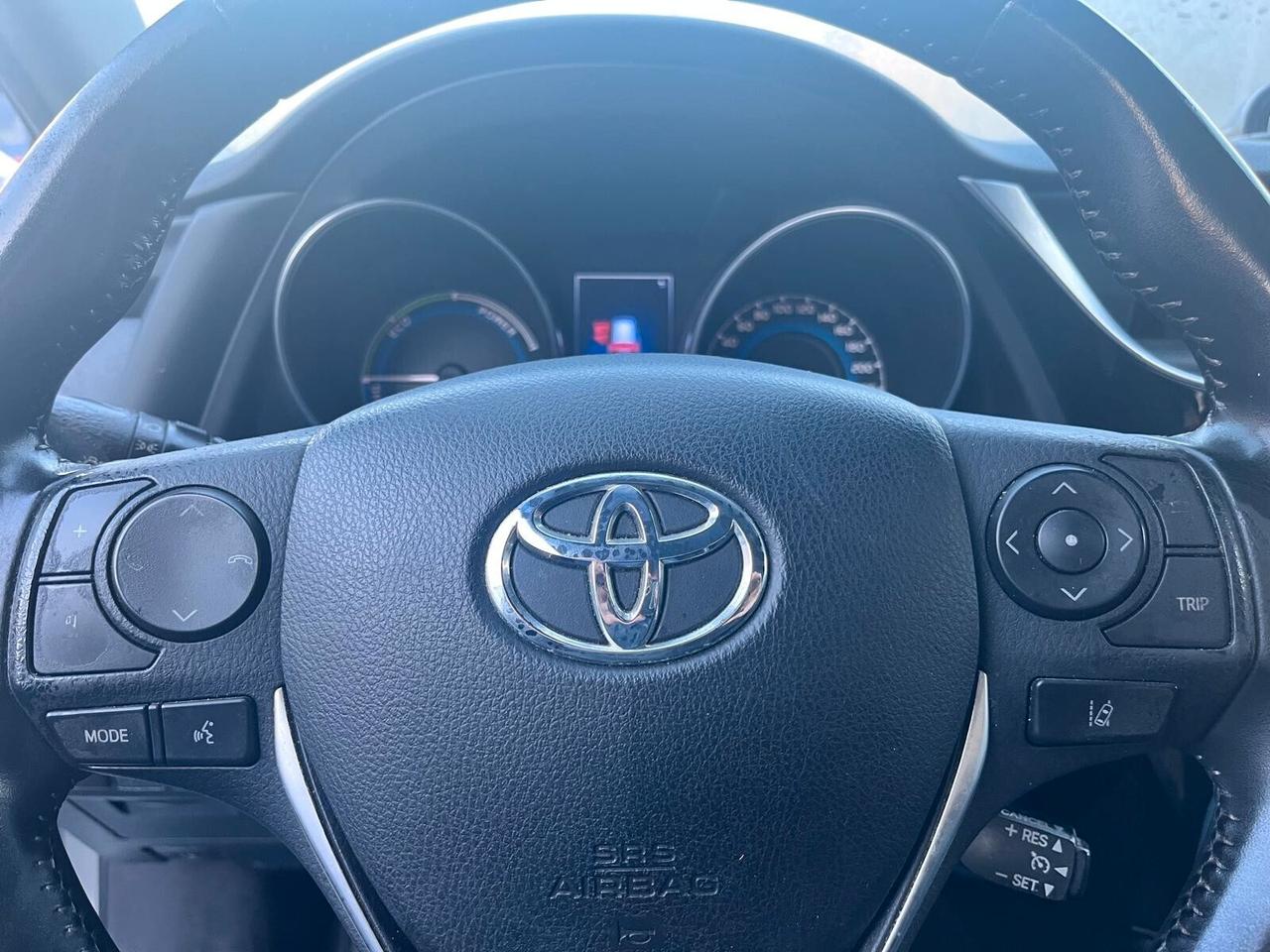 Toyota Prius 1.8 Lounge - 2016