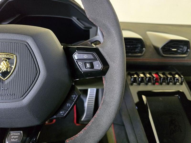 Lamborghini Huracan Sterrato Sterrato