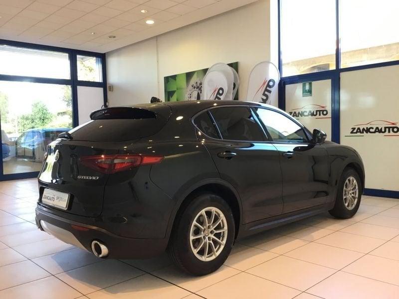 Alfa Romeo Stelvio 2.2 Turbodiesel 160 CV AT8 RWD Business