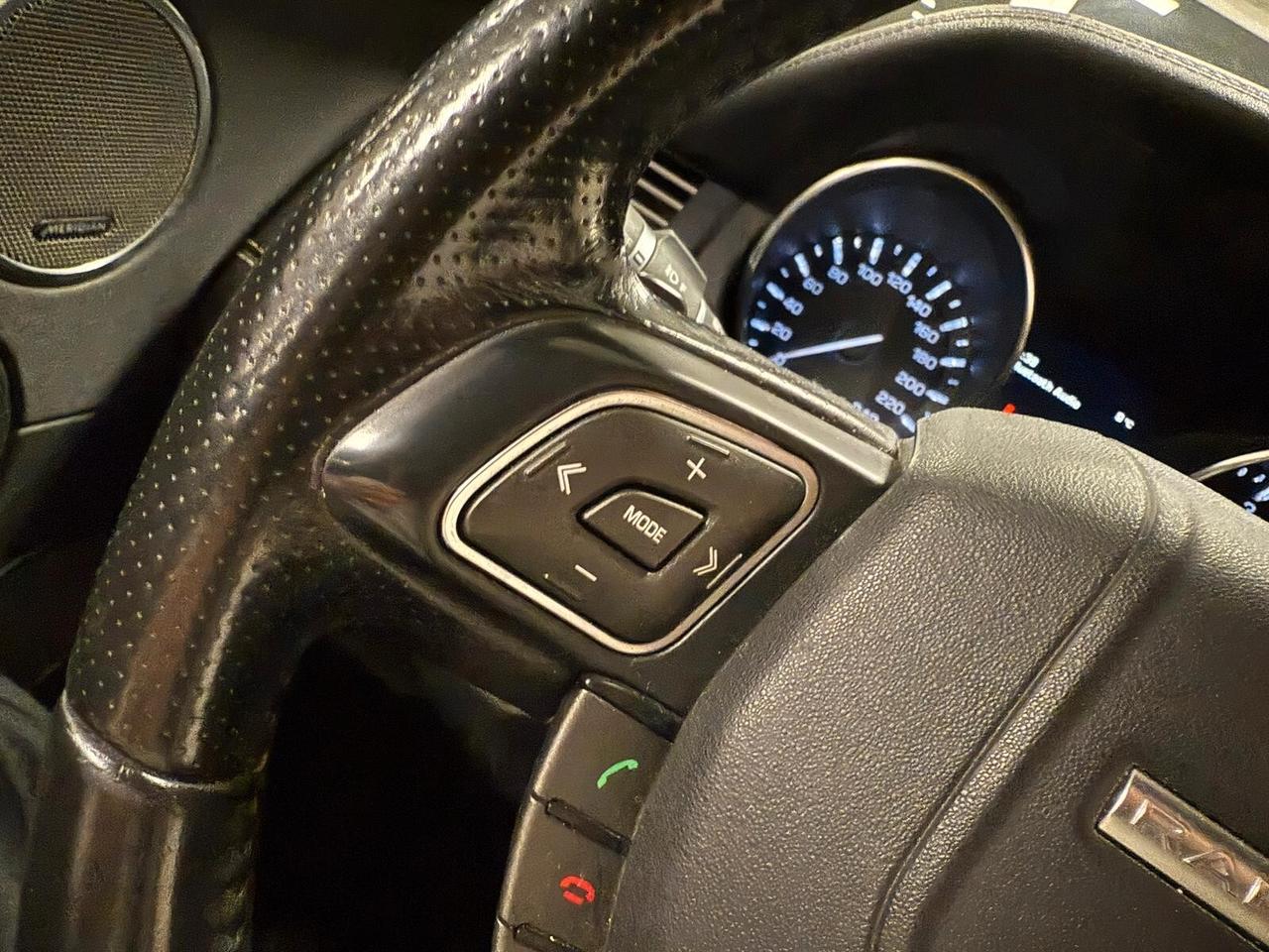 Land Rover Range Evoque 2.2 TD4 5p. British Edition Dynamic