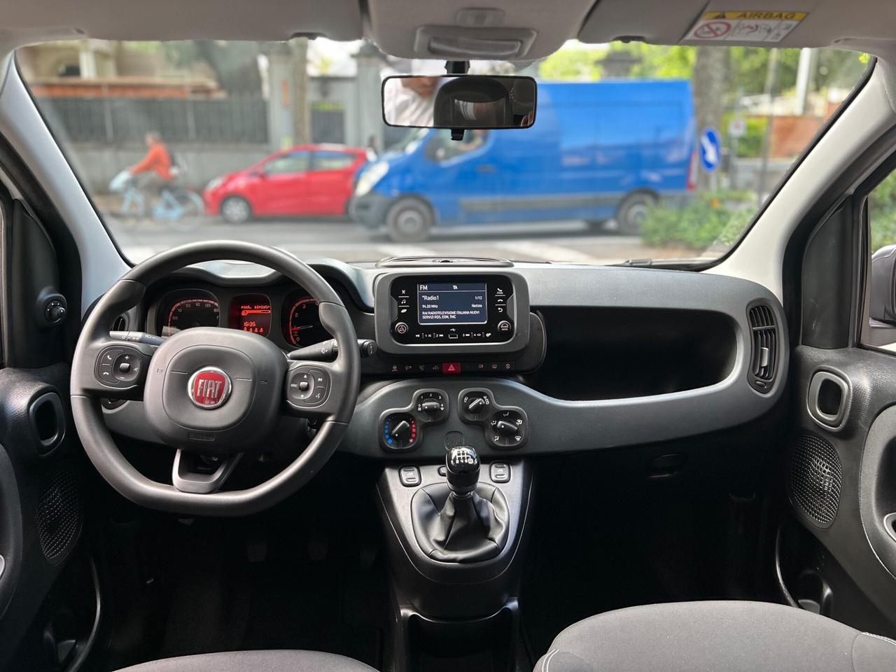 Fiat Panda 1.0 FireFly HYBRID CityLife 70cv SOLO 9.000KM!!!