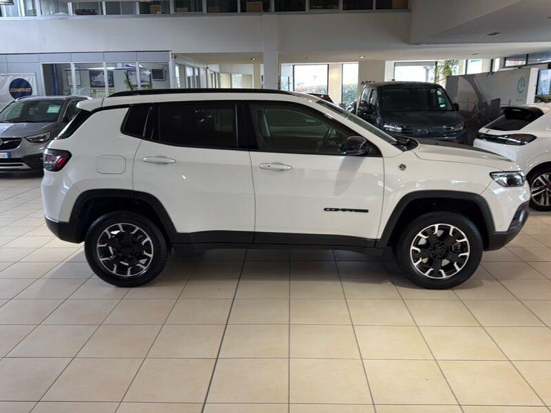 Jeep Compass 4xe 1.3 T4 PHEV 240cv Trailhawk 4xe Auto
