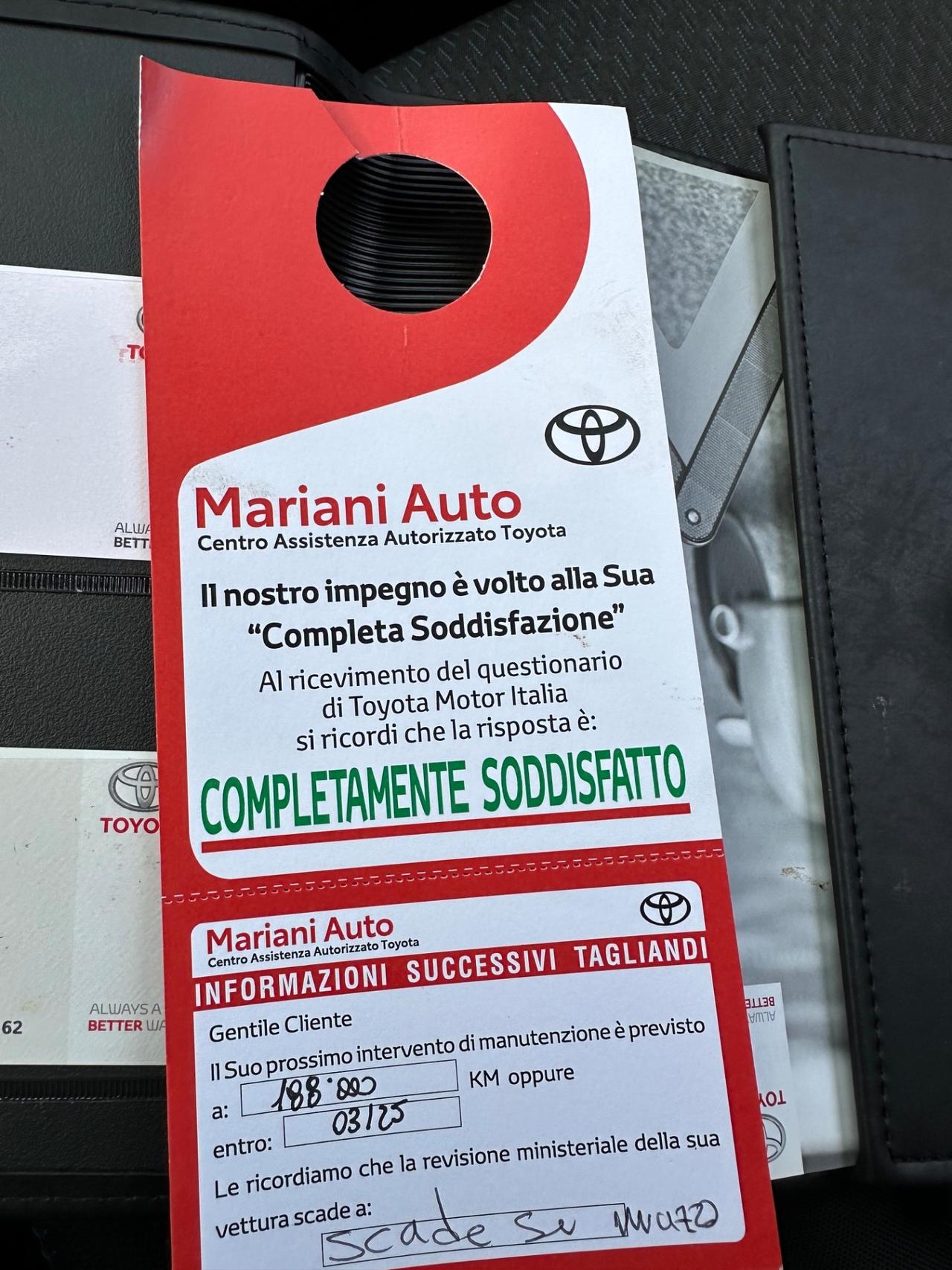 Toyota Yaris 1.5 Hybrid 5 porte Lounge