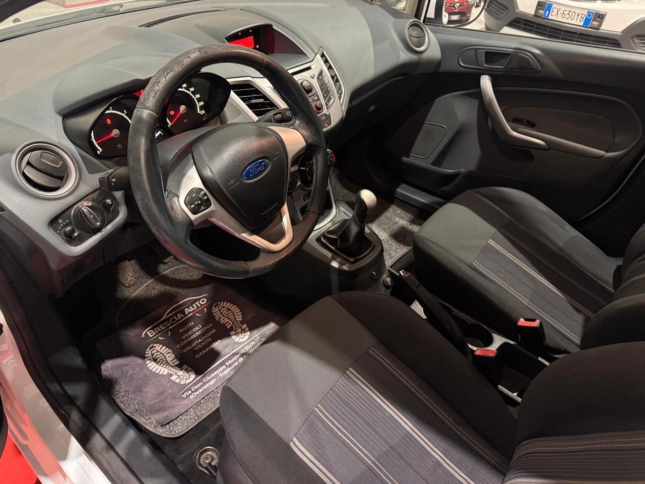 Ford Fiesta 1.4 5 porte Bz.- GPL Titanium