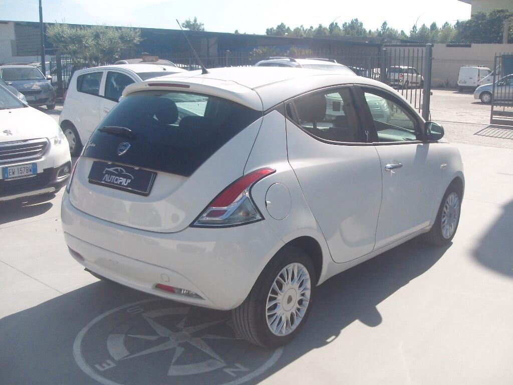 Lancia Ypsilon 1.2 69 CV 5 porte - 2017
