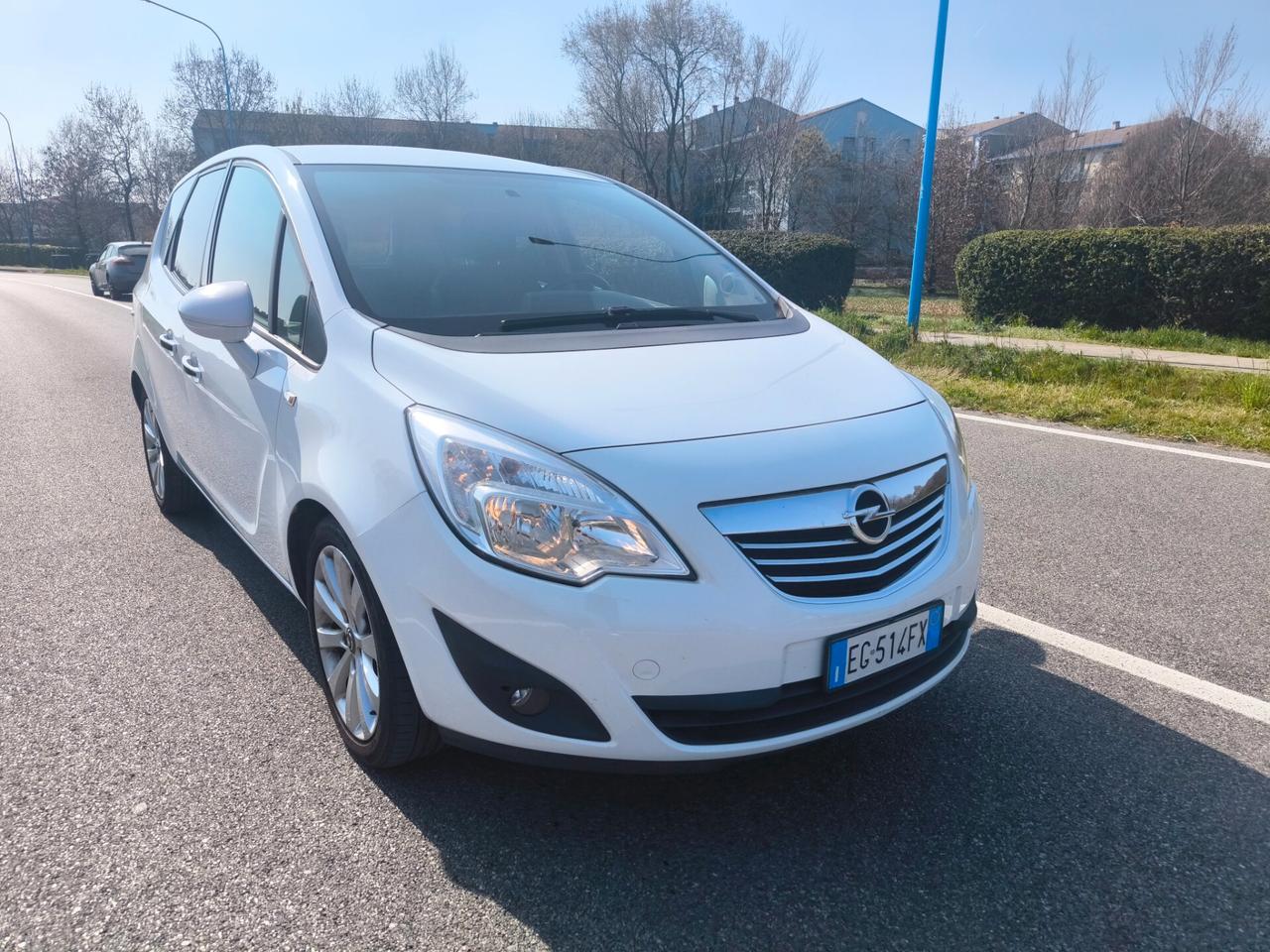 OPEL MERIVA 1,6 CDTI- CAMBIO AUTOMATICO- KM120000