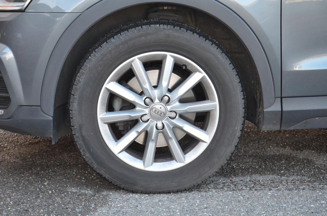 Audi Q3 2.0 TDI 150 CV S tronic