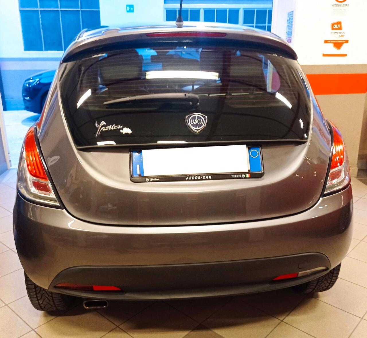 Lancia Ypsilon 1.2 69 CV 5 porte GPL Ecochic Elefantino