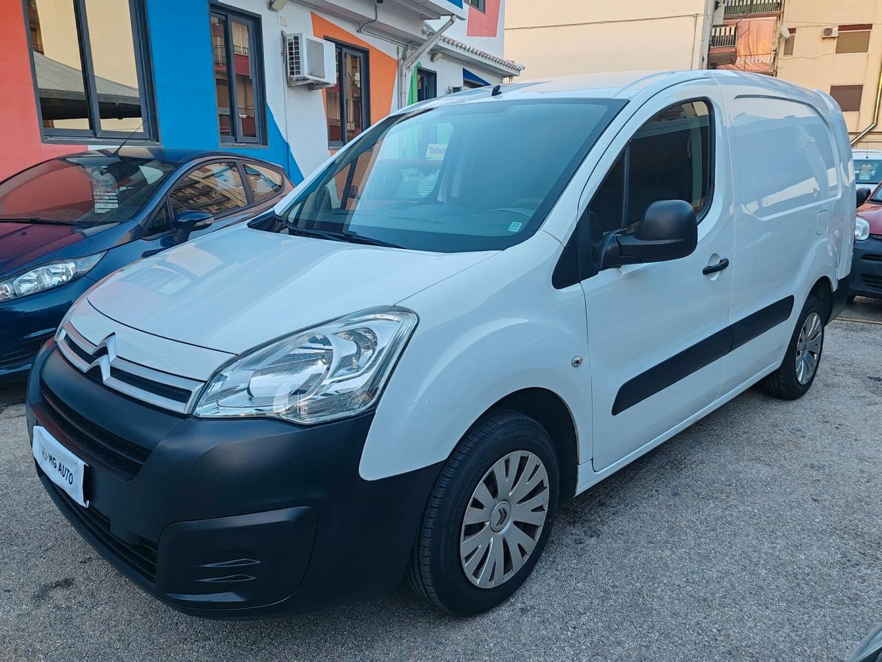 Citroen BERLINGO 3 POSTI