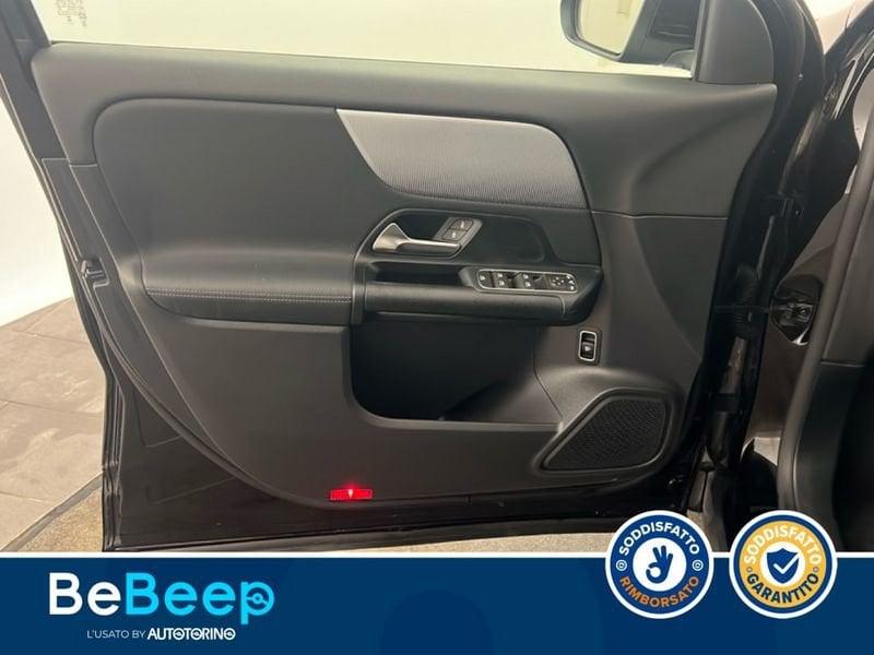 Mercedes-Benz GLA 180 D SPORT AUTO