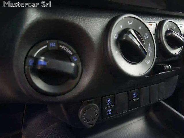 TOYOTA Hilux Hilux IV 2.4 d-4d double cab Comfort 4wd - GF290HN