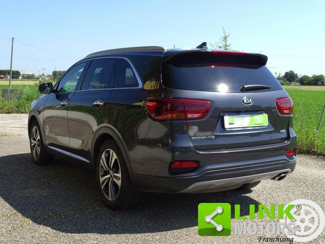KIA Sorento 2.2 CRDi AT8 AWD GT Line Rebel *UNIPRO*