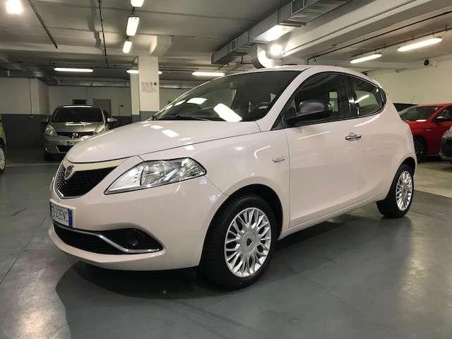 Lancia Ypsilon Ypsilon 1.2 Gold 69cv