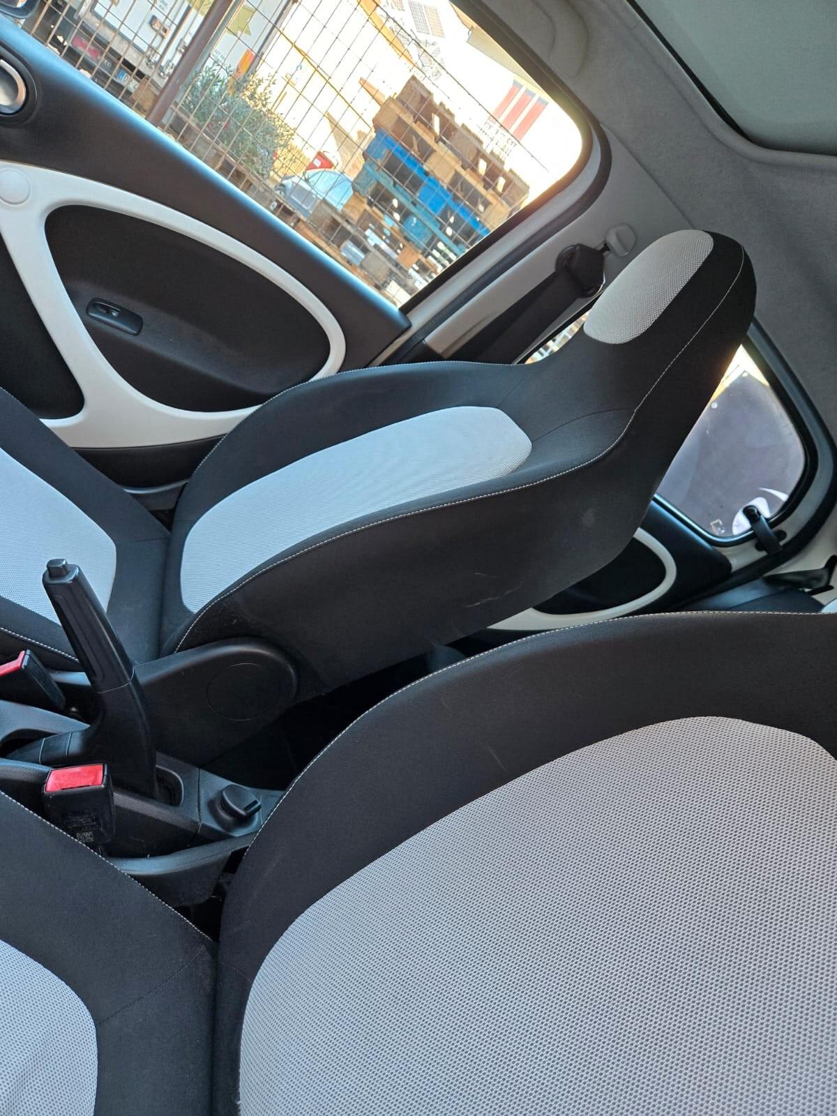 Smart ForFour 70 1.0 Passion