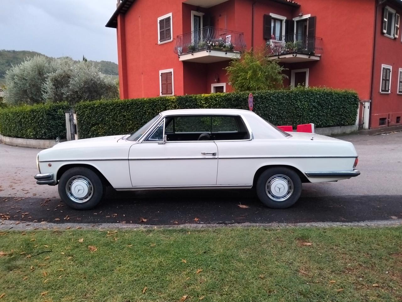 Mercedes-benz 250 CE
