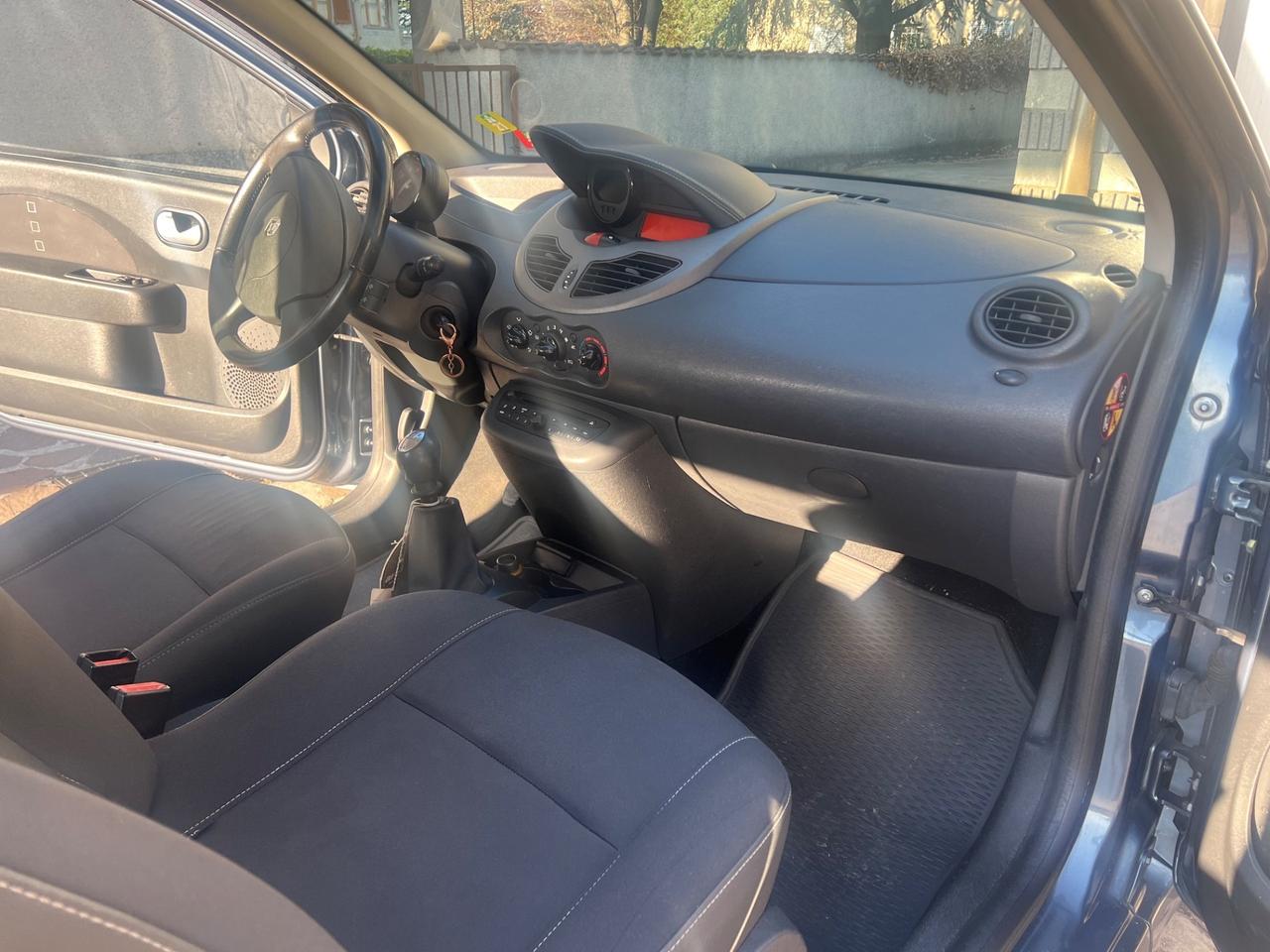 Renault Twingo 1.2 16V TCE Dynamique