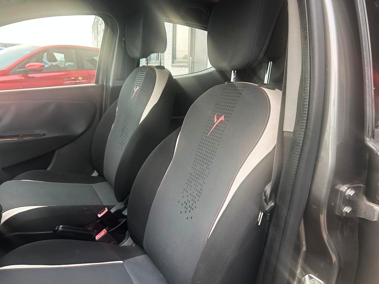 Lancia Ypsilon 1.2 69 CV 5 porte GPL Ecochic Elefantino