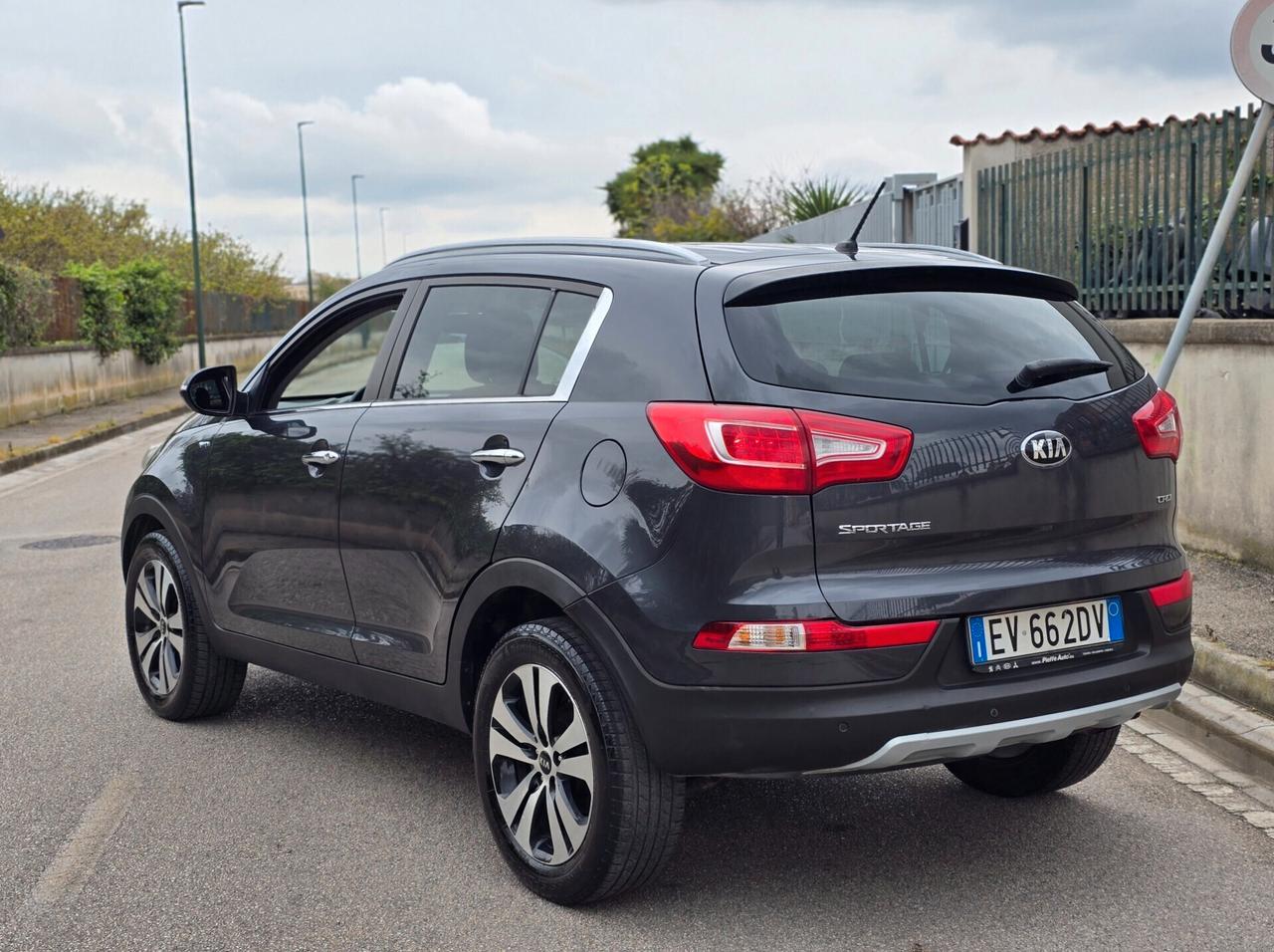 KIA SPORTAGE 2.0 CRDI 4X4 2015 PERFETTA DI TUTTO