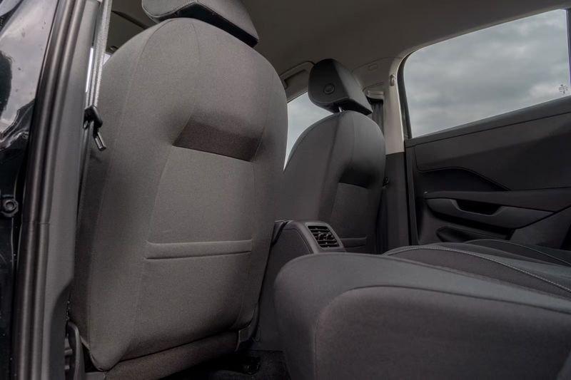 Volkswagen T-Roc 1.5 eTSI Life DSG NAVI LED CAMERA 2026