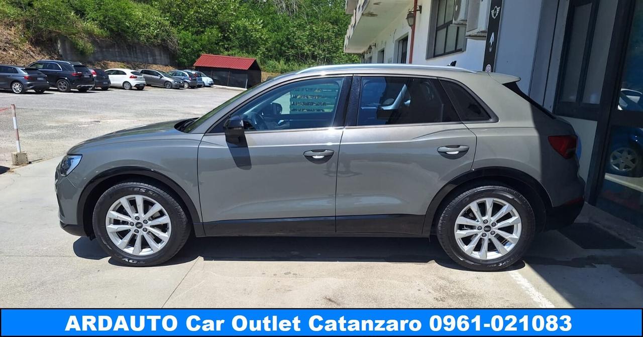 Audi Q3 35 Tdi 150 cv S-tronic
