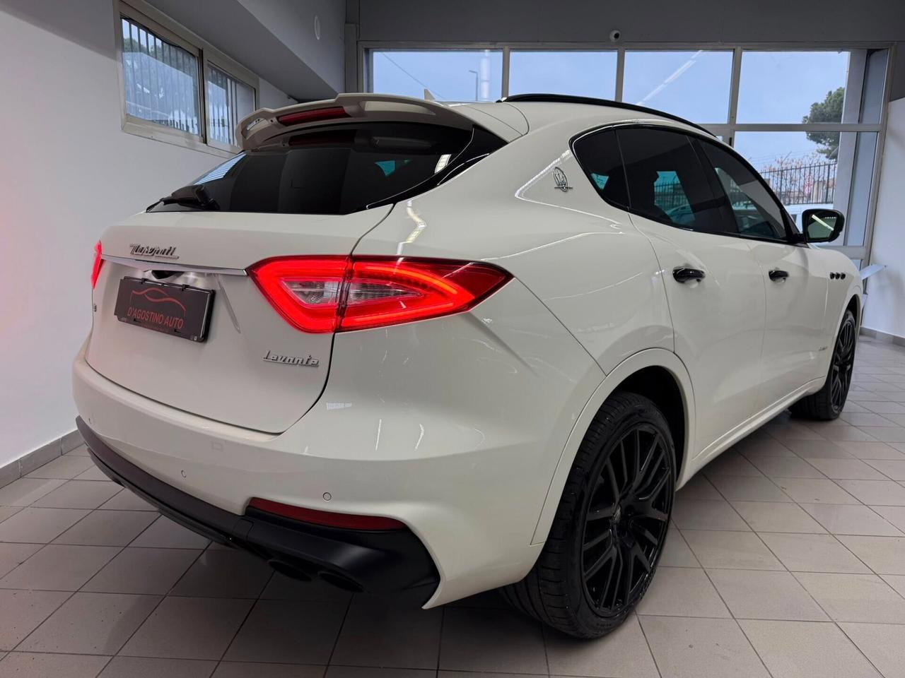 Maserati Levante V6 Diesel 275 CV AWD Gransport