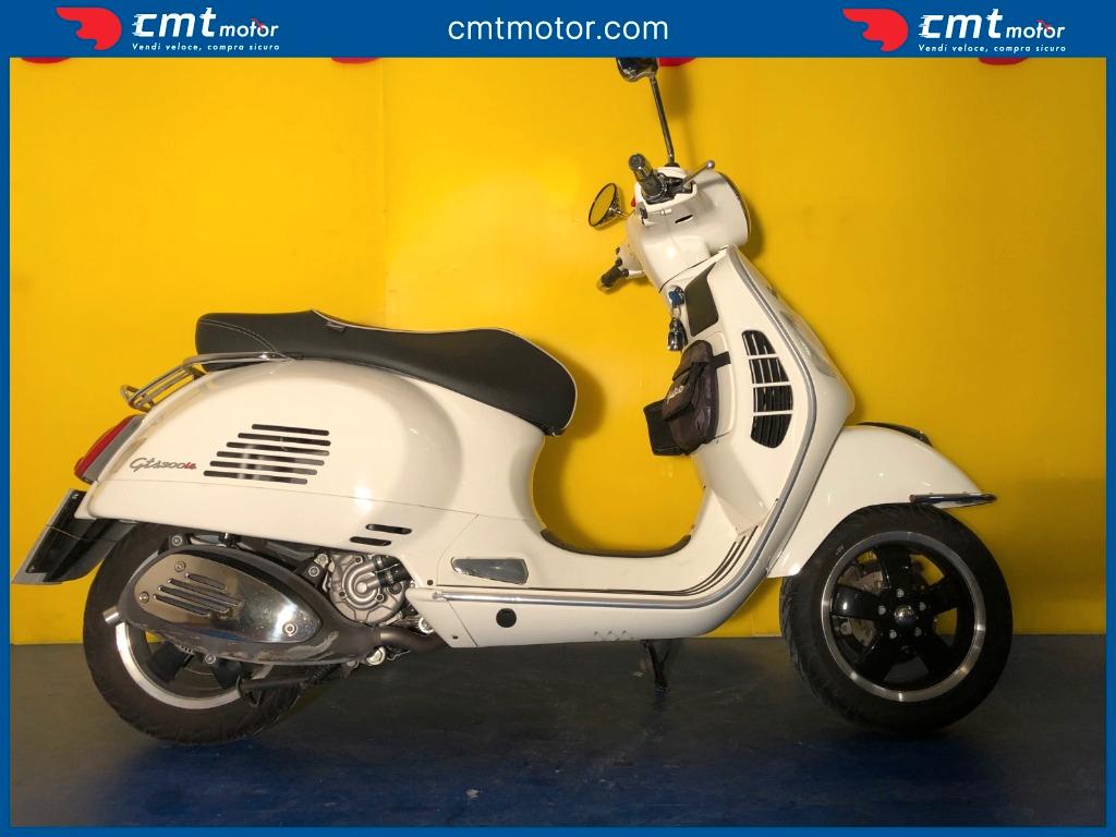 Vespa GTS 300 - 2015