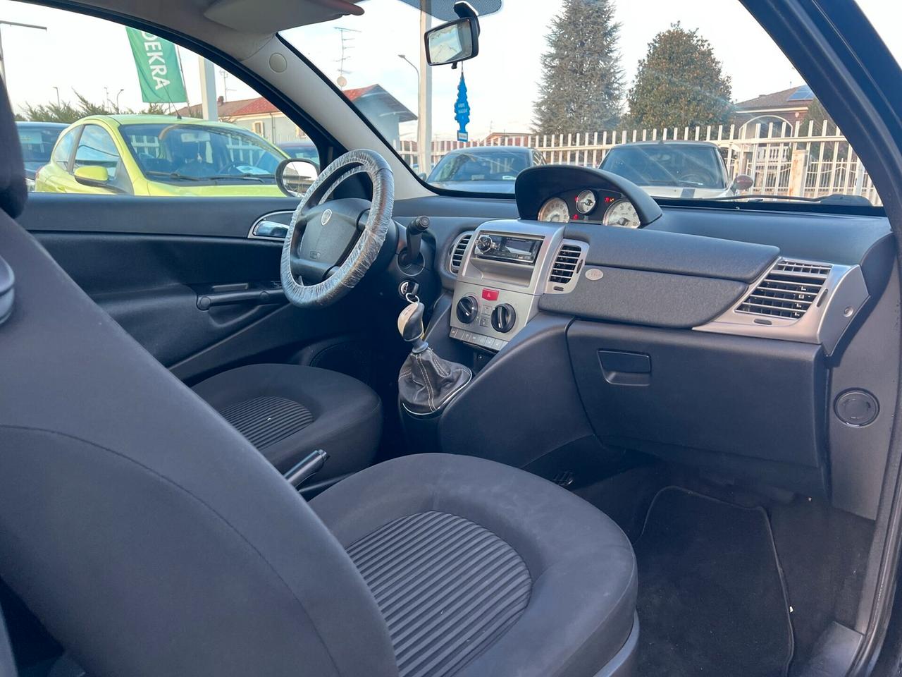 Lancia Ypsilon 1.2 Versus