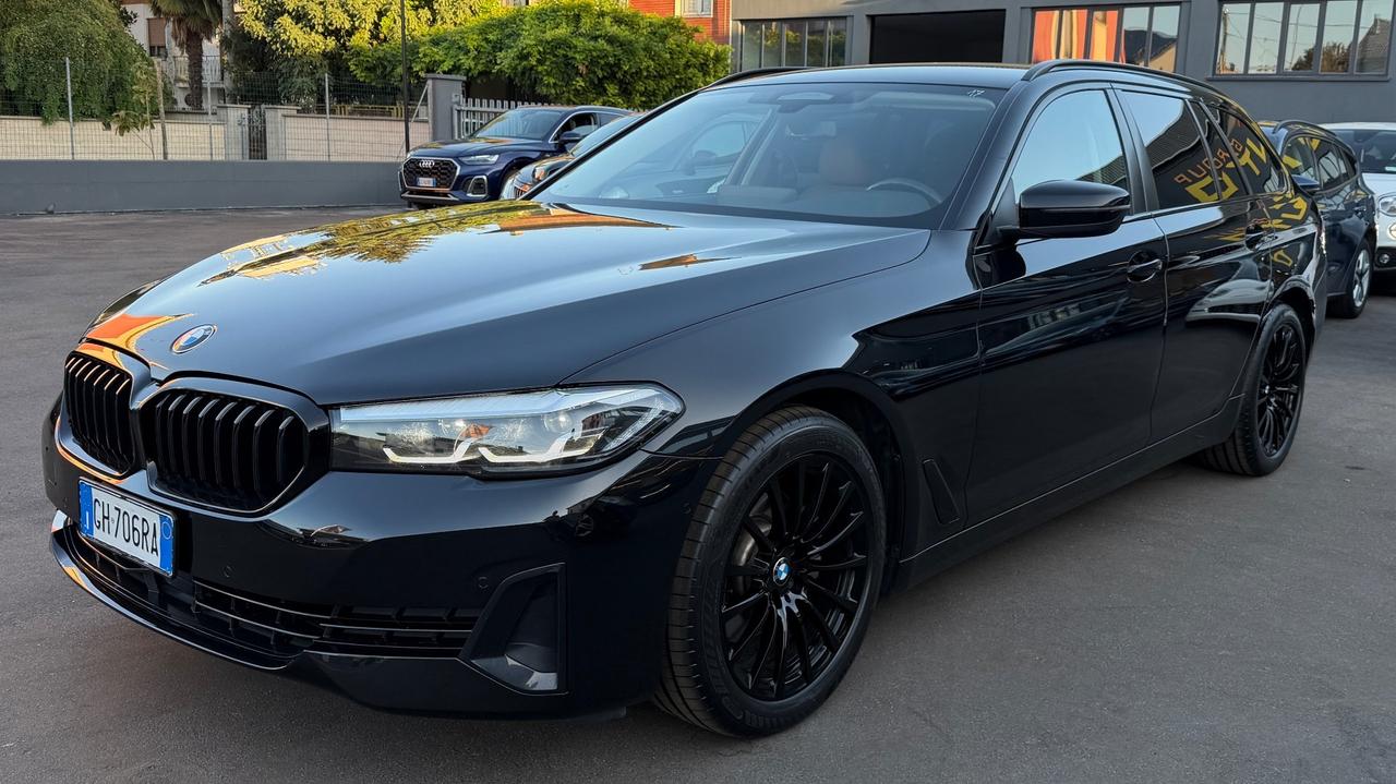 BMW 520D TOURING 48V 2.0 LUXURY 190 CV - FULL LED, PELLE, VIRTUAL COCKPIT