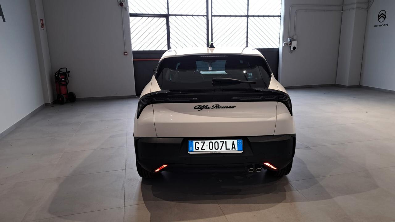 Alfa Romeo Junior 1.2 145 CV Hybrid eDCT6