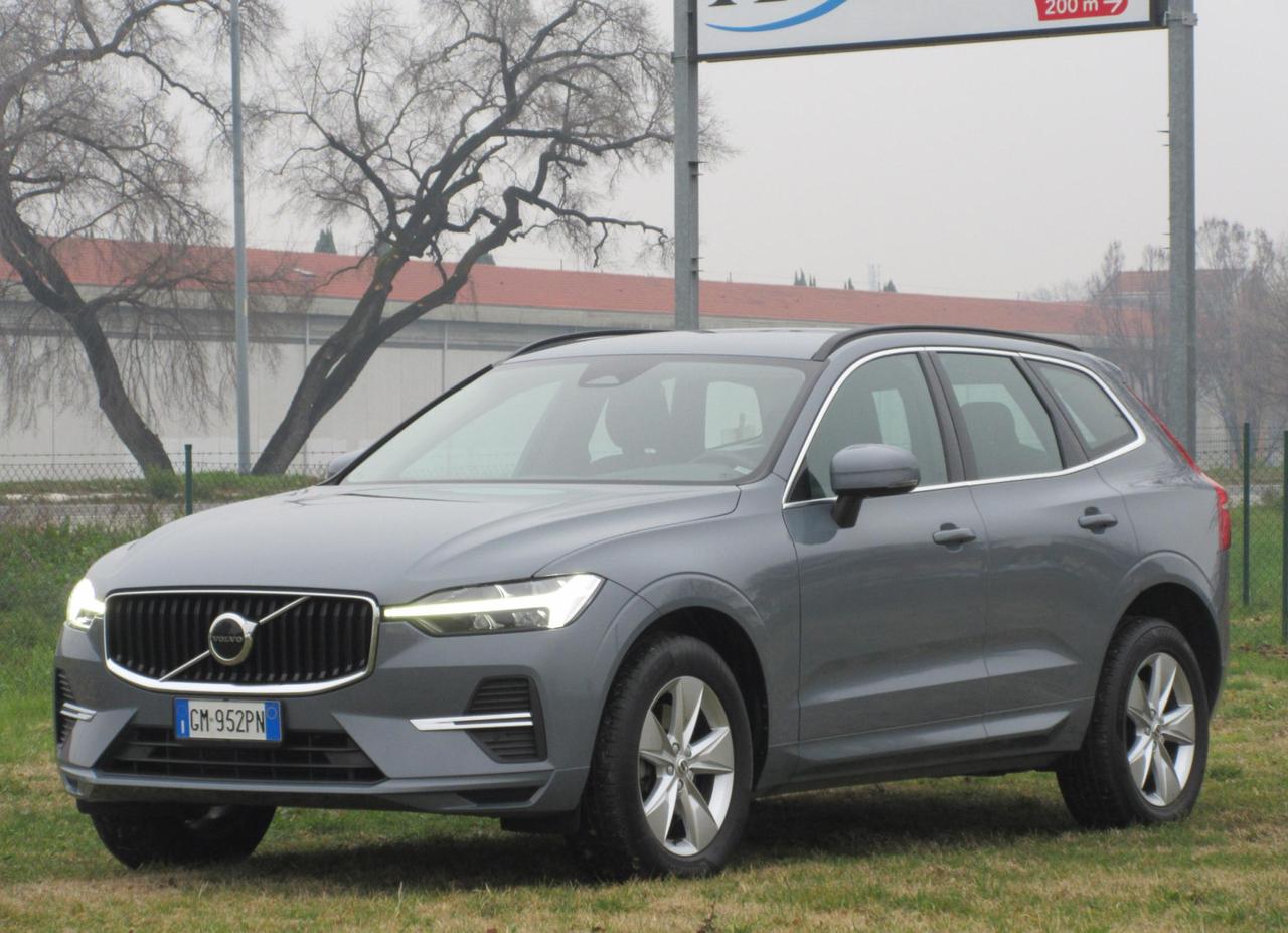 Volvo XC60 B4(d) AWD automatico Core