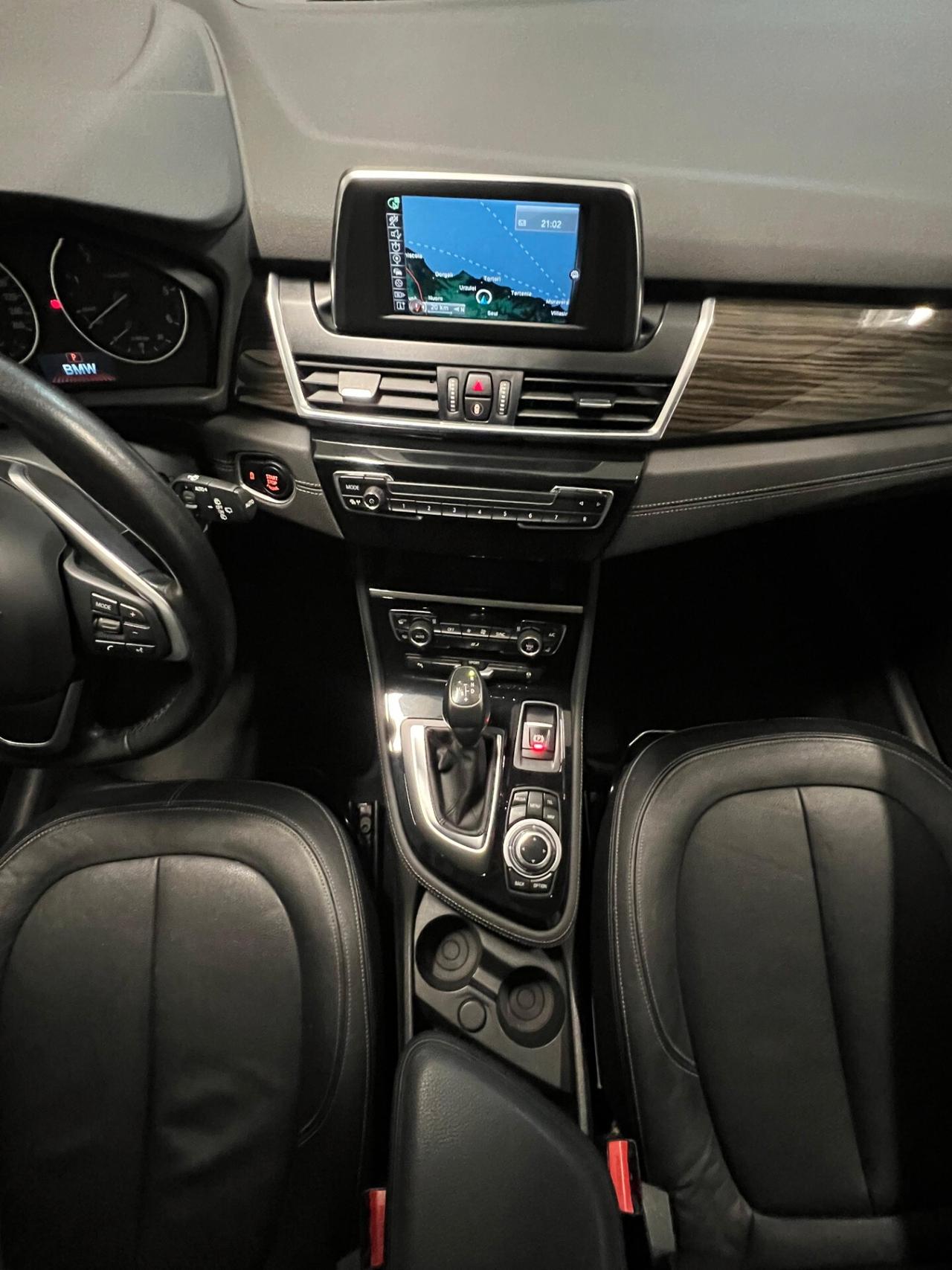 Bmw 2er Active Tourer 218d xDrive Luxury