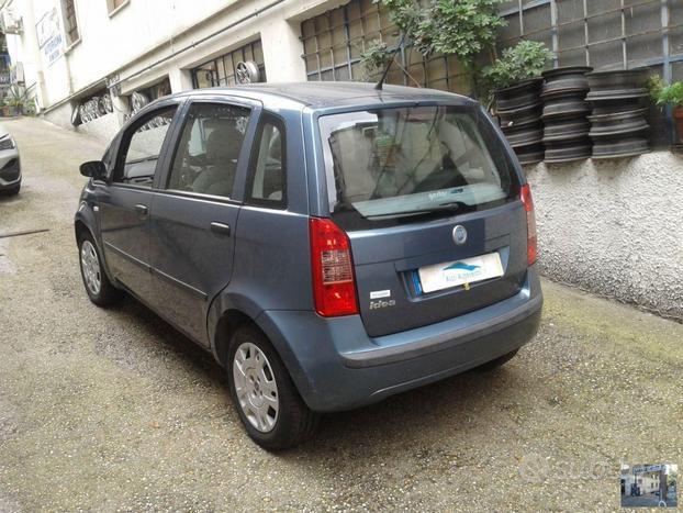 FIAT - Idea - 1.4 16V Active