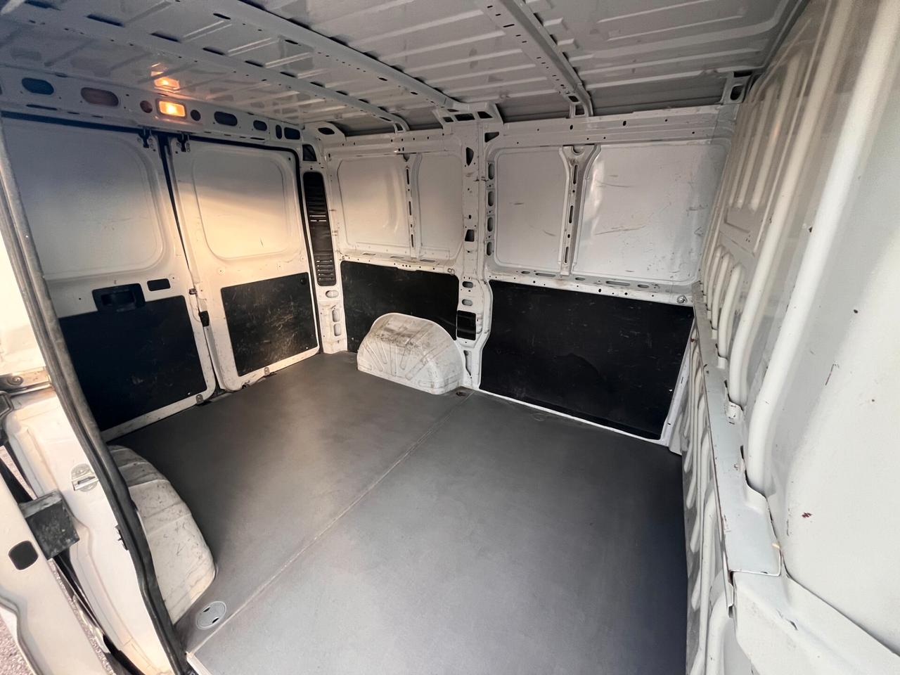 CITROËN JUMPER 28 L1H1 BlueHDi 120 CV - FURGONE