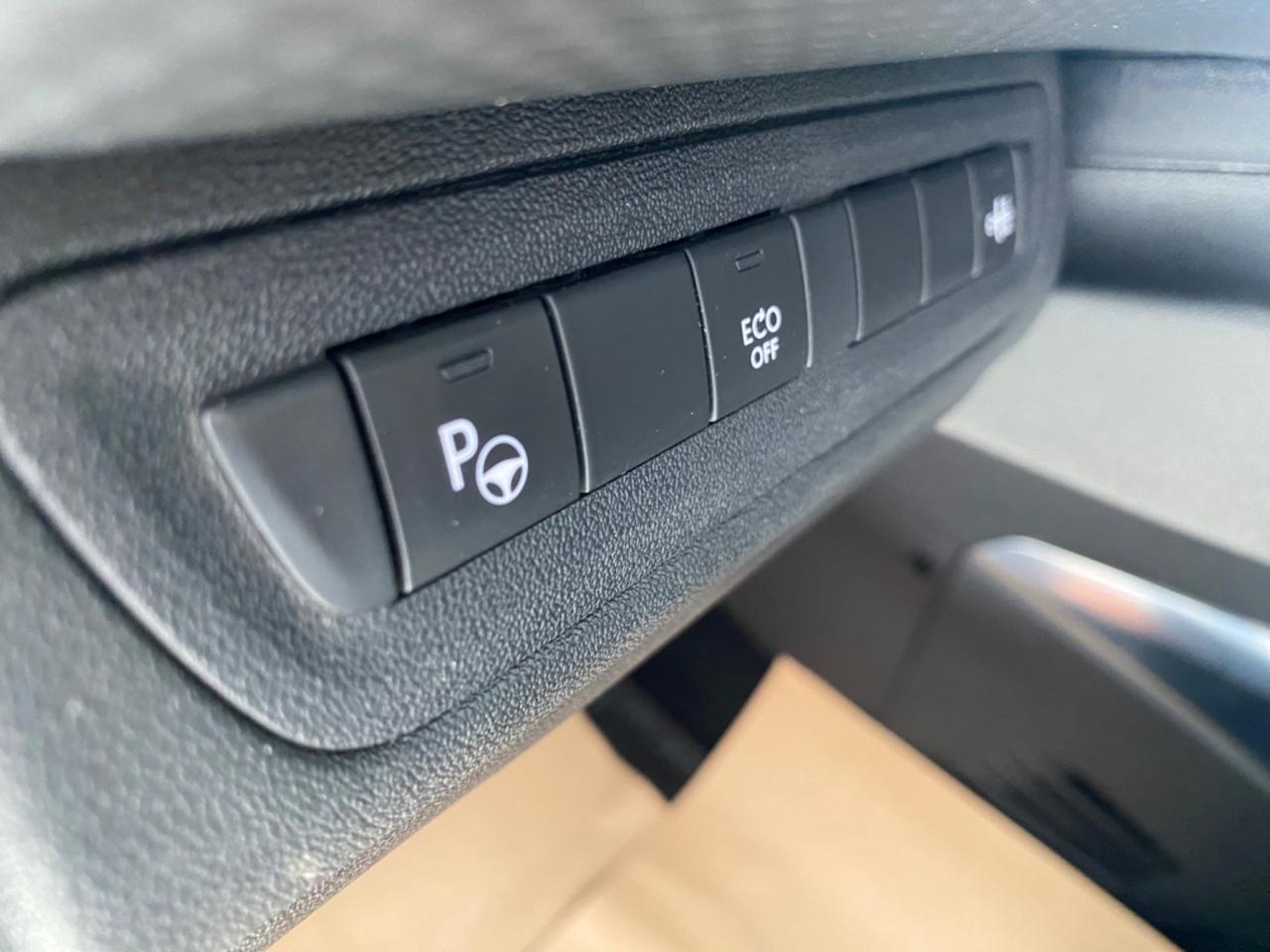 Peugeot 2008 1.6 e-HDi 115 CV ALLURE GRIP CONTROL2014