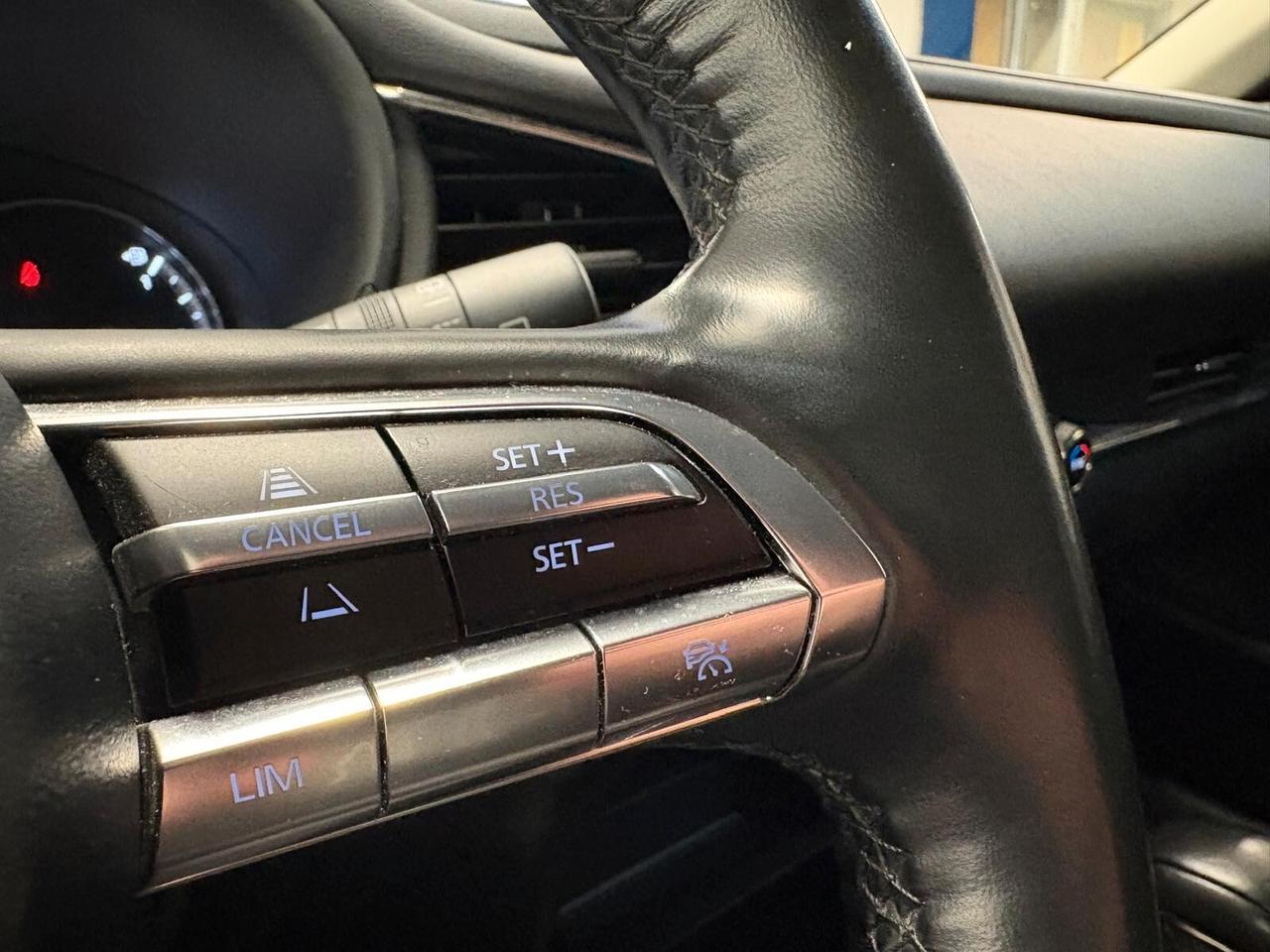 Mazda CX-30 2.0L e-Skyactiv-X M Hybrid 2WD Executive