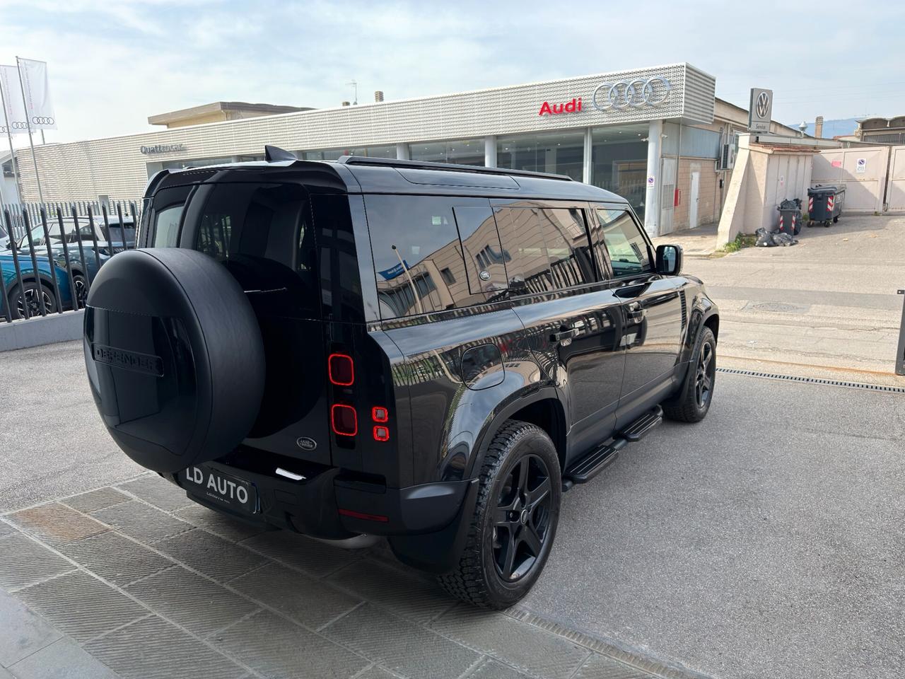 Land Rover Defender 110 3.0D I6 250 CV AWD GANCIO TRAINO