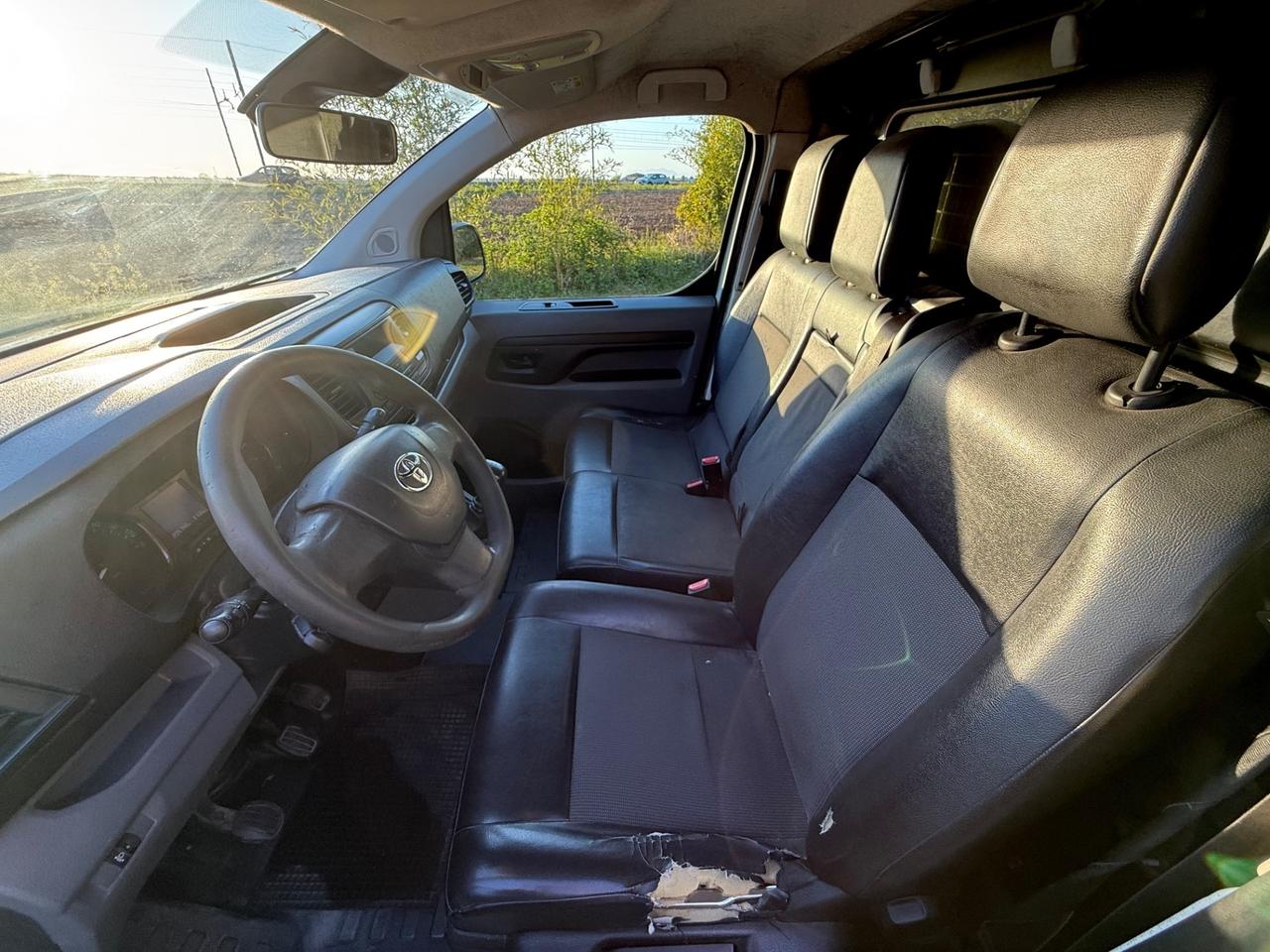 Toyota Proace 1.6D 115CV S&S PC-TN Furgone Compact 5p.10q Comfort