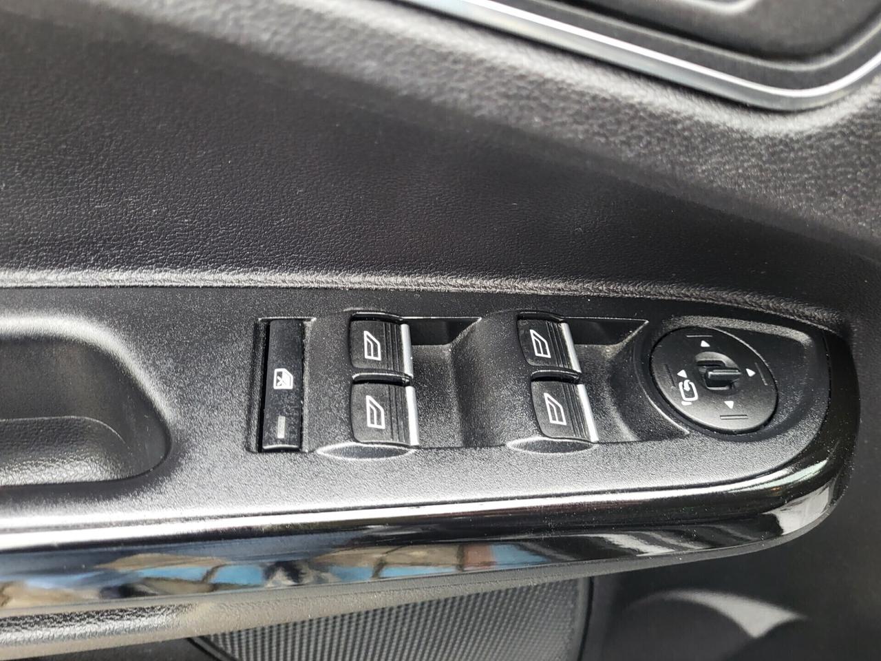 Ford B-Max 1.5 TDCi-6B-NAVI-UNICO PROP-3 REVISIONI