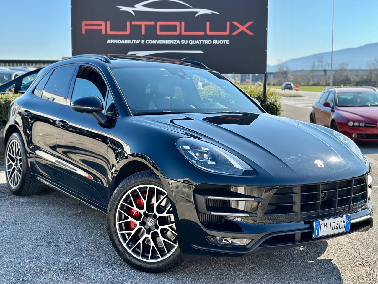 Porsche Macan 3.6 Turbo Performance 441 Porsche Approved