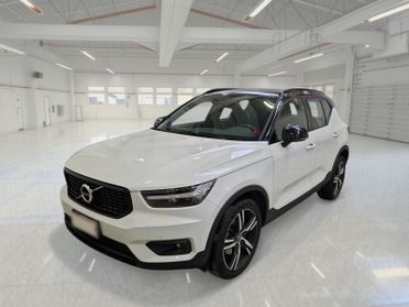 VOLVO XC40 B4 AWD Geartronic R-Design