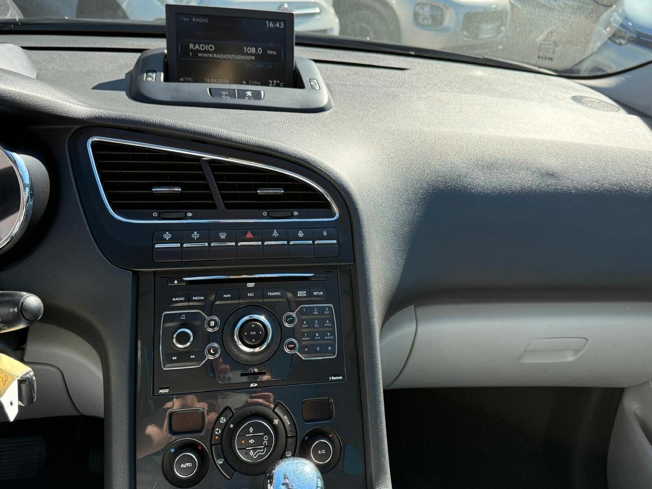 PEUGEOT 5008 1.6 112CV AUTOMATICO FULL TETTO