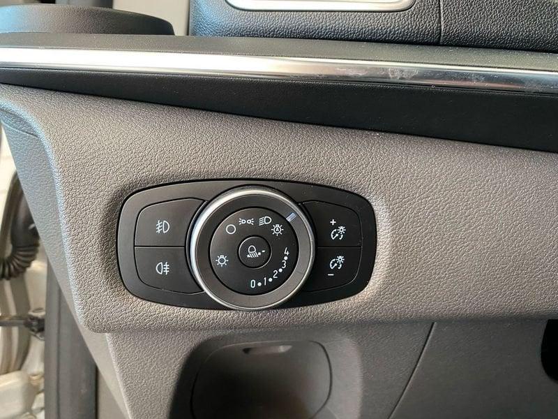 Ford Transit Custom 320 2.0 EcoBlue 130 aut. PC Furgone Titanium