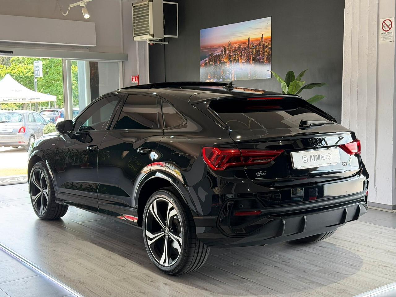 Audi Q3 SPB 35 TDI S-Tronic S-Line Identity Black