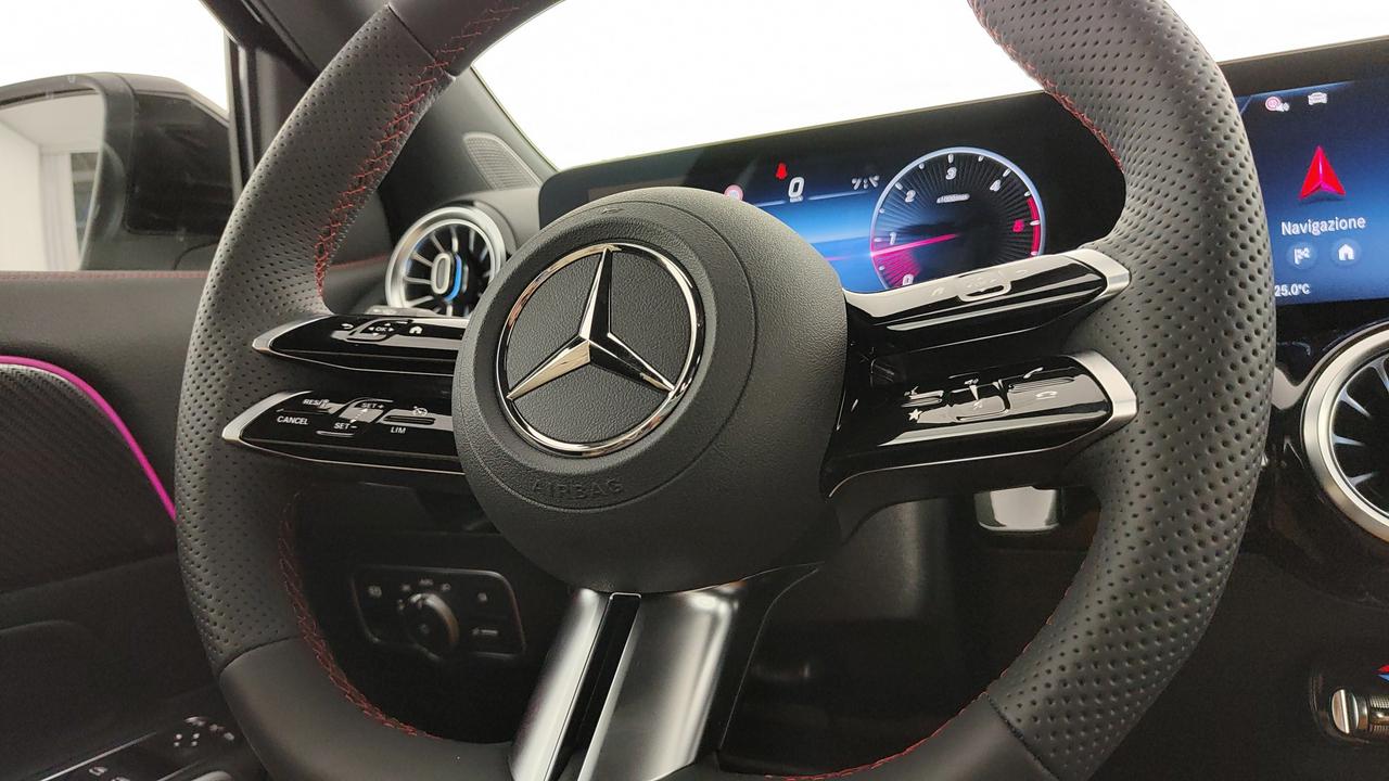 Mercedes-Benz GLA 200 d automatic