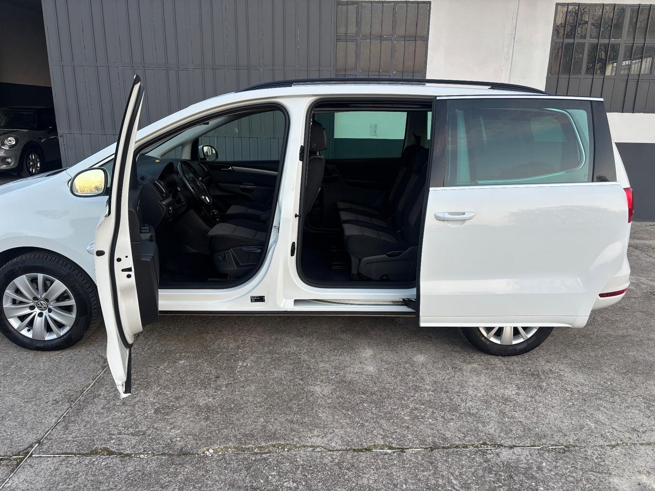 Volkswagen Sharan 2.0 TDI DSG. Garanzia 12 mesi