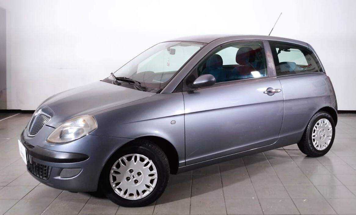 Lancia Ypsilon 1.2 3P - ANCHE PER NEOPATENTATI!!