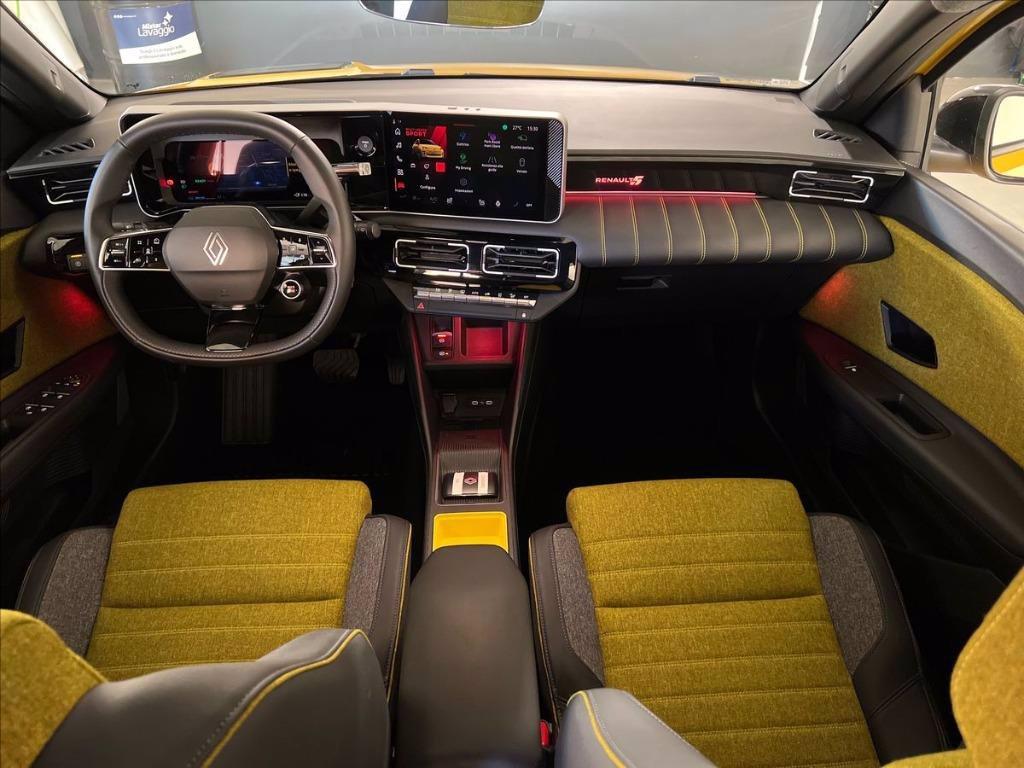 RENAULT Renault 5 E-Tech Iconic Cinq comfort range 150cv del 2024