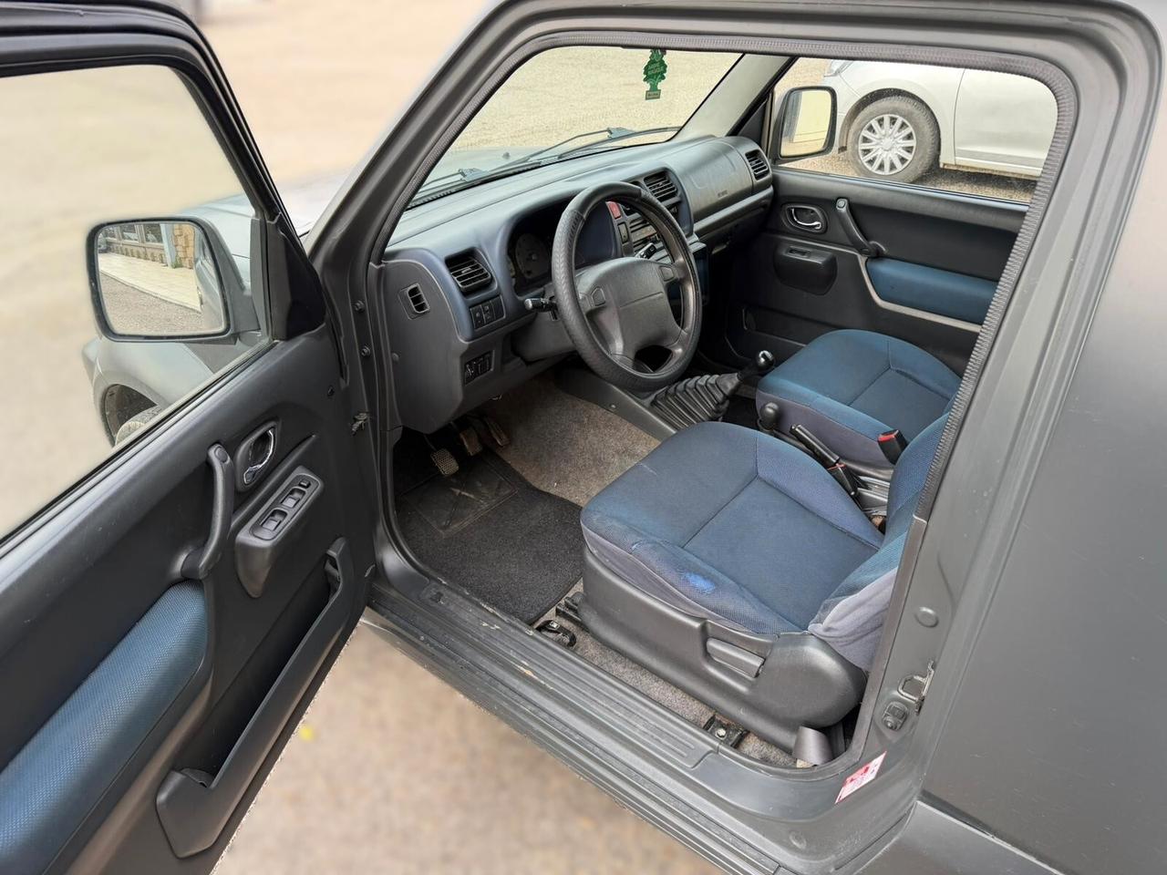 Suzuki Jimny 1.3i 16V 2002